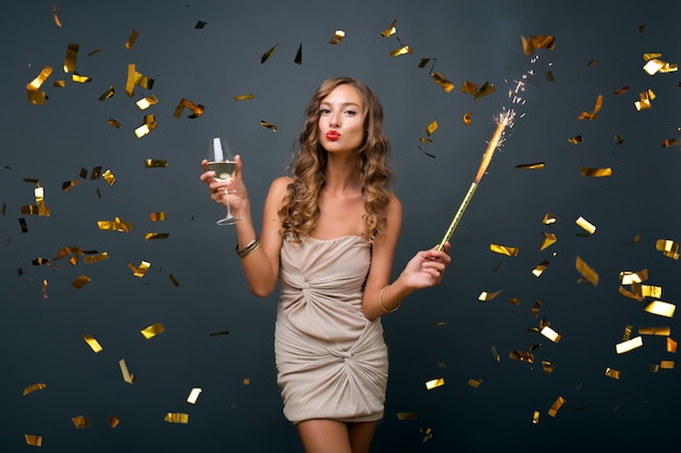 深入探索六合彩绿波：中奖的奥秘与品牌力量