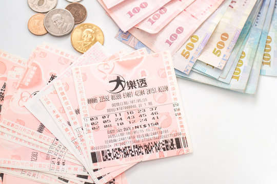 探索MarkSix蛇波色：开启幸运与财富的新篇章